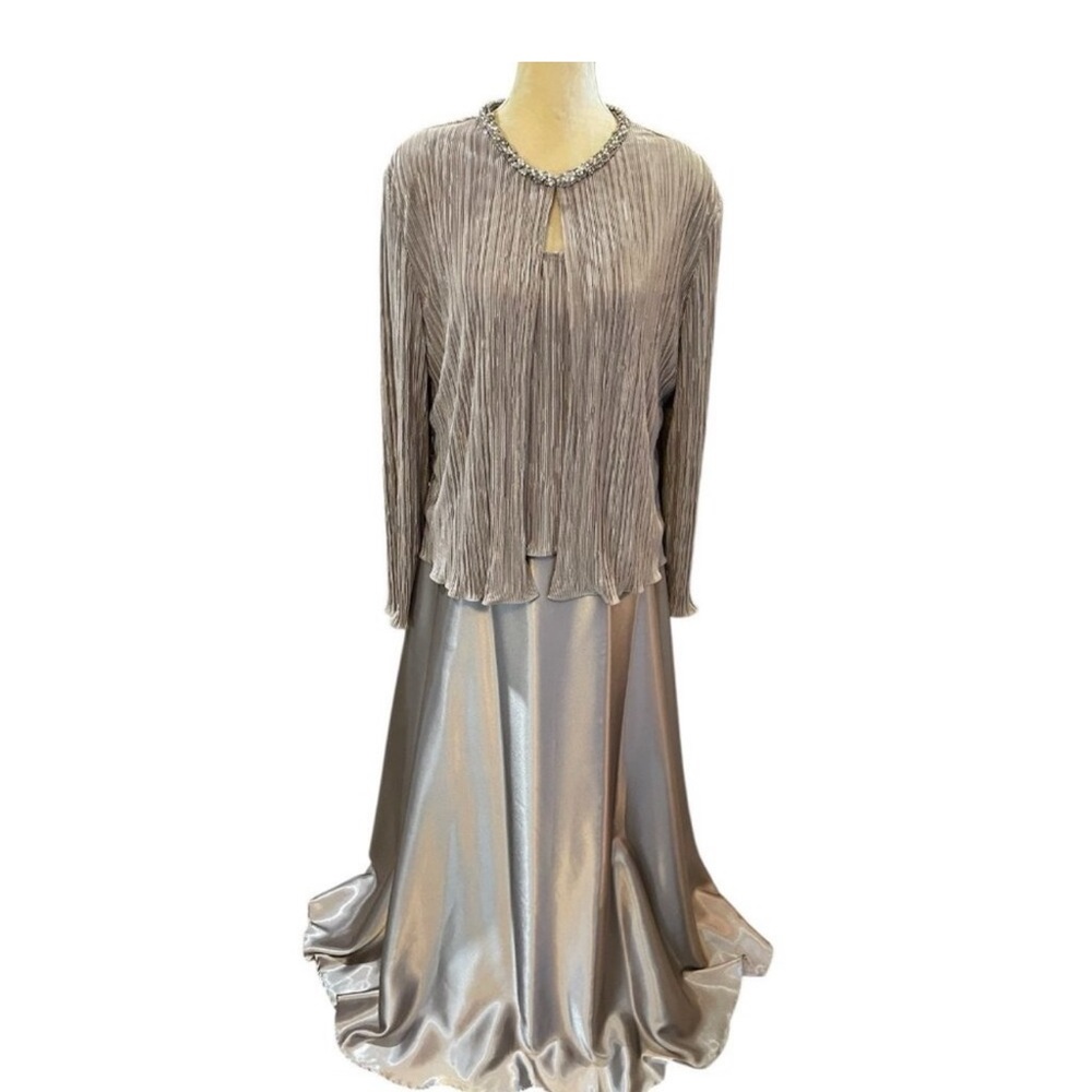 Cachet 2-Piece Formal Maxi Dress Crinkle Satin Mother Of Bride/Groom Size 16